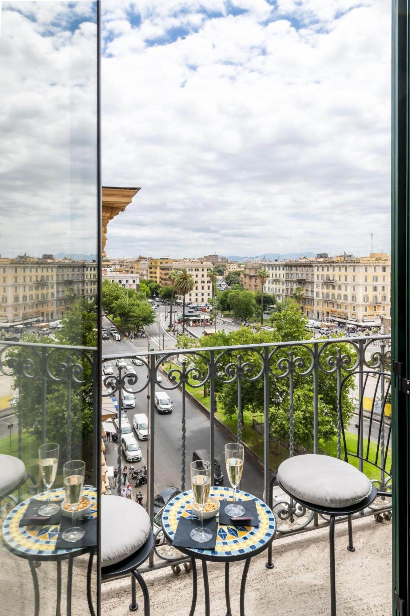 St Peter Twelve Bed and Breakfast Rome Buitenkant foto