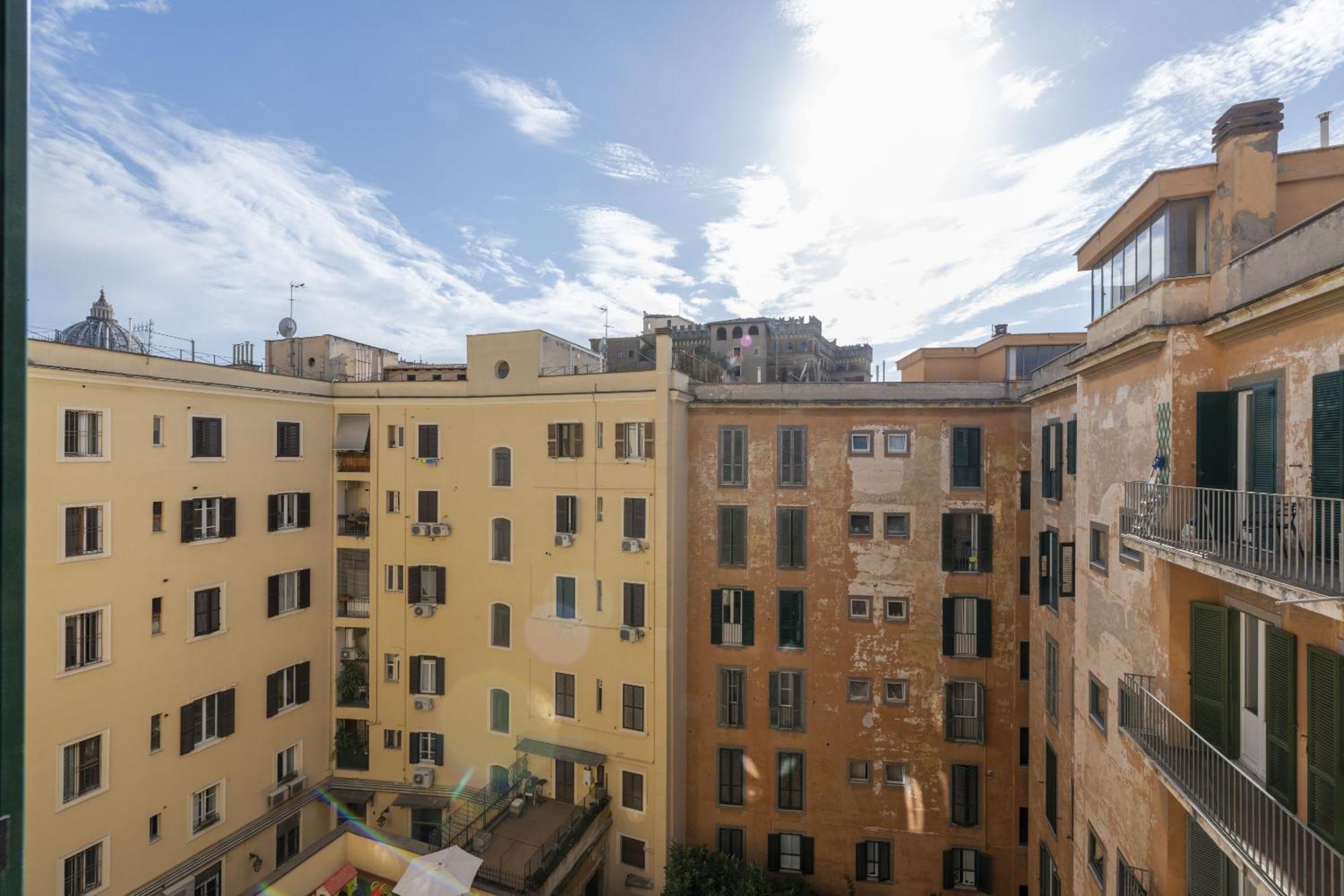 St Peter Twelve Bed and Breakfast Rome Buitenkant foto